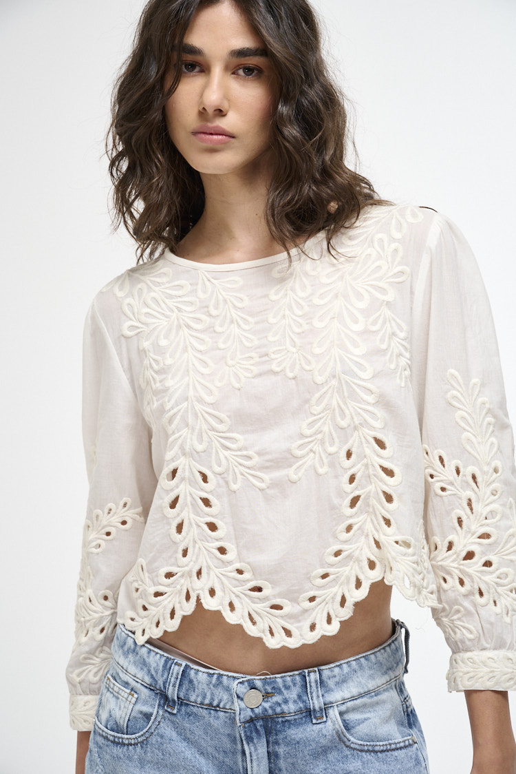 sweet_blusa-rania_44-19-2024__picture-44732