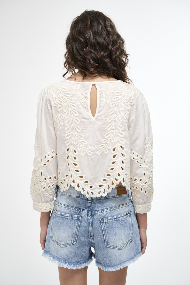 sweet_blusa-rania_44-19-2024__picture-44735