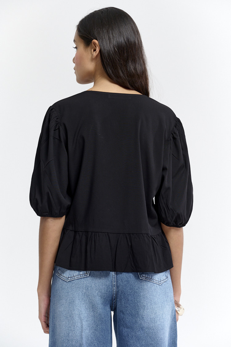 sweet_blusa-bela_09-31-2024__picture-49512